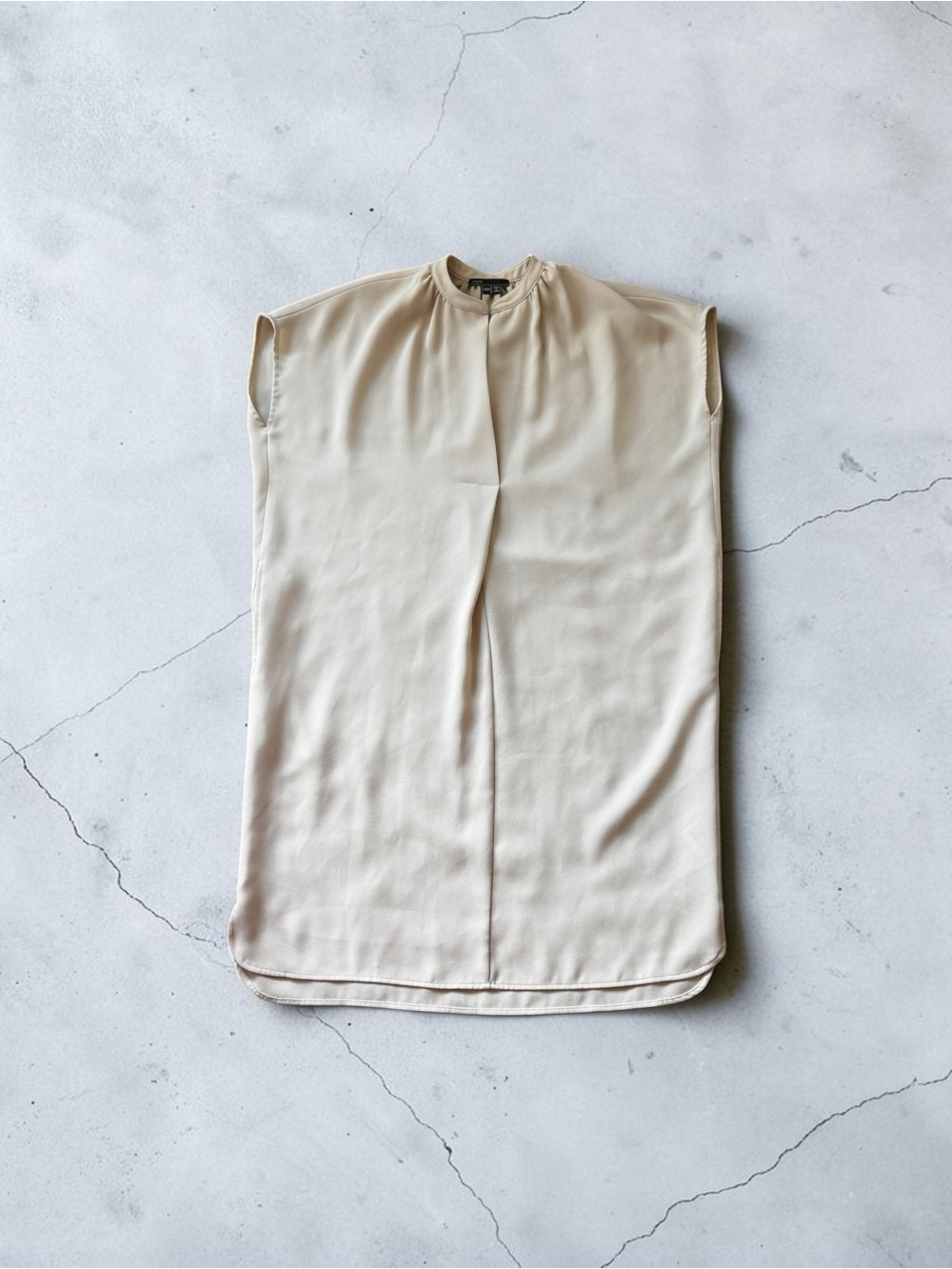 Vince Tunic Top in Cream xxs